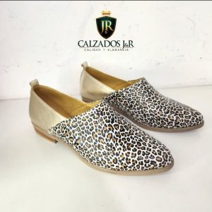 Babucha print dorado