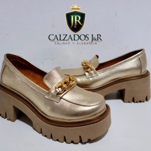Mocasin kariz dorado cadena dorada plataforma